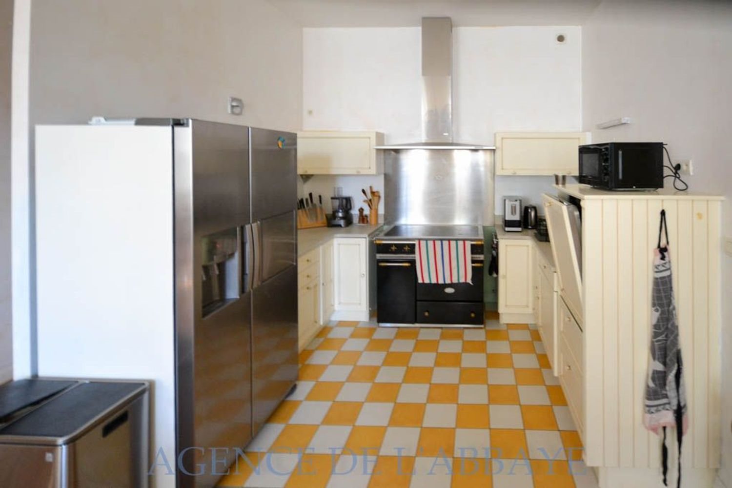 Appartement à vendre, 182m², Saintes