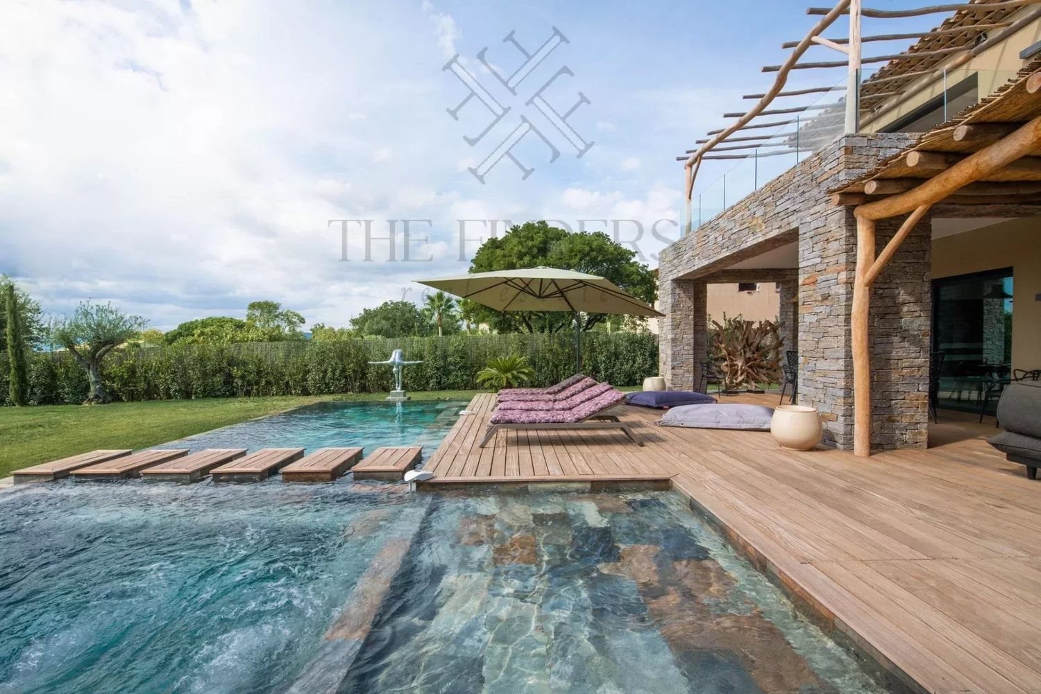 Maison à louer, 400m², Saint-Tropez