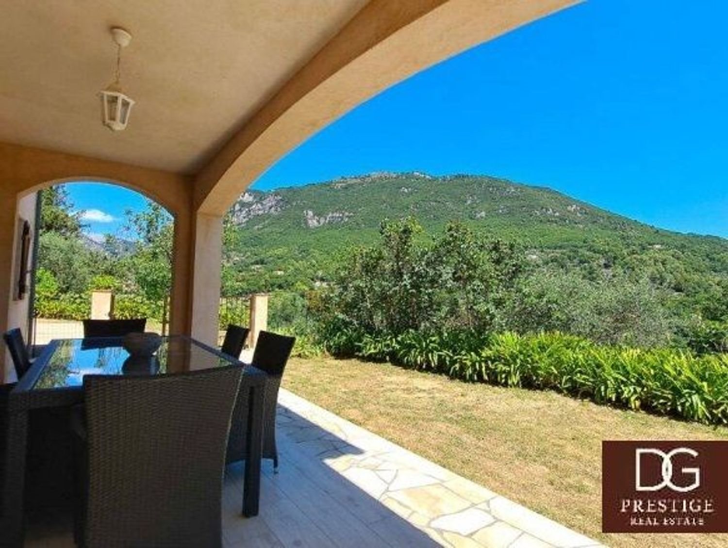 Appartement à louer, 90m², Le Bar-sur-Loup
