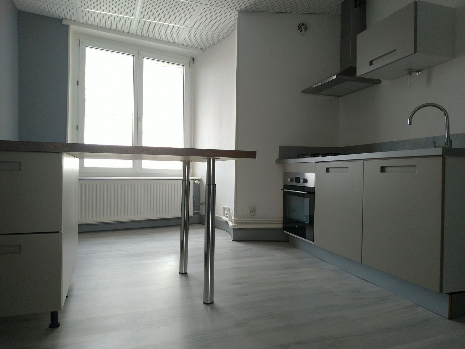 Appartement à louer, 53m², Charmes