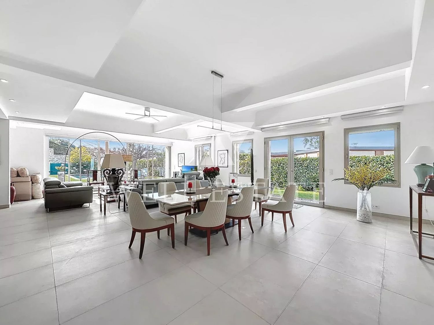Maison à louer, 400m², Antibes