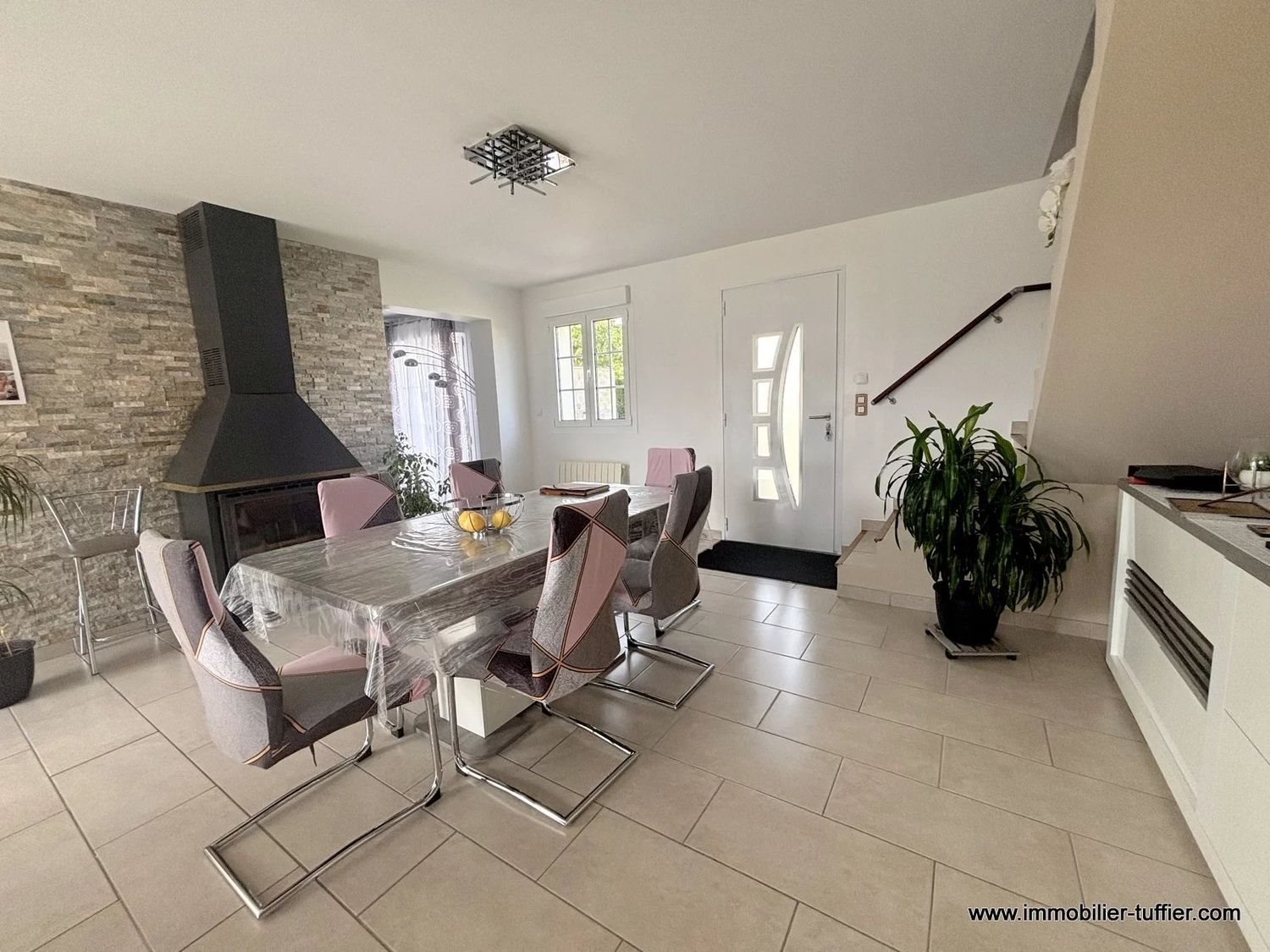 Maison à vendre, 110m², Dollon