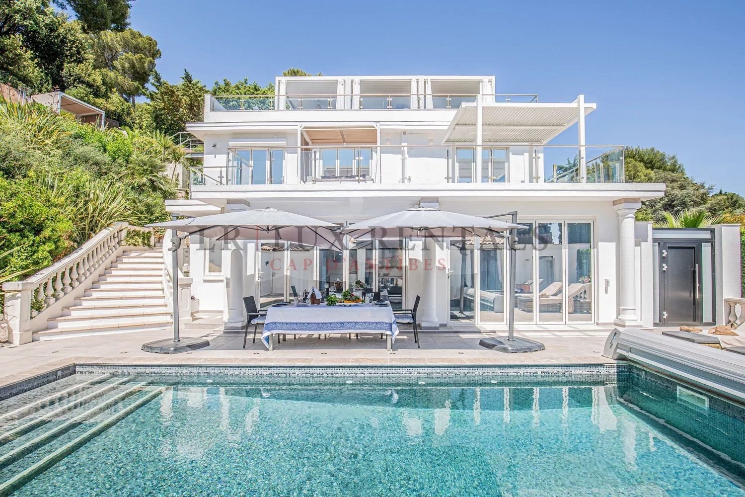 Maison à louer, 250m², Antibes