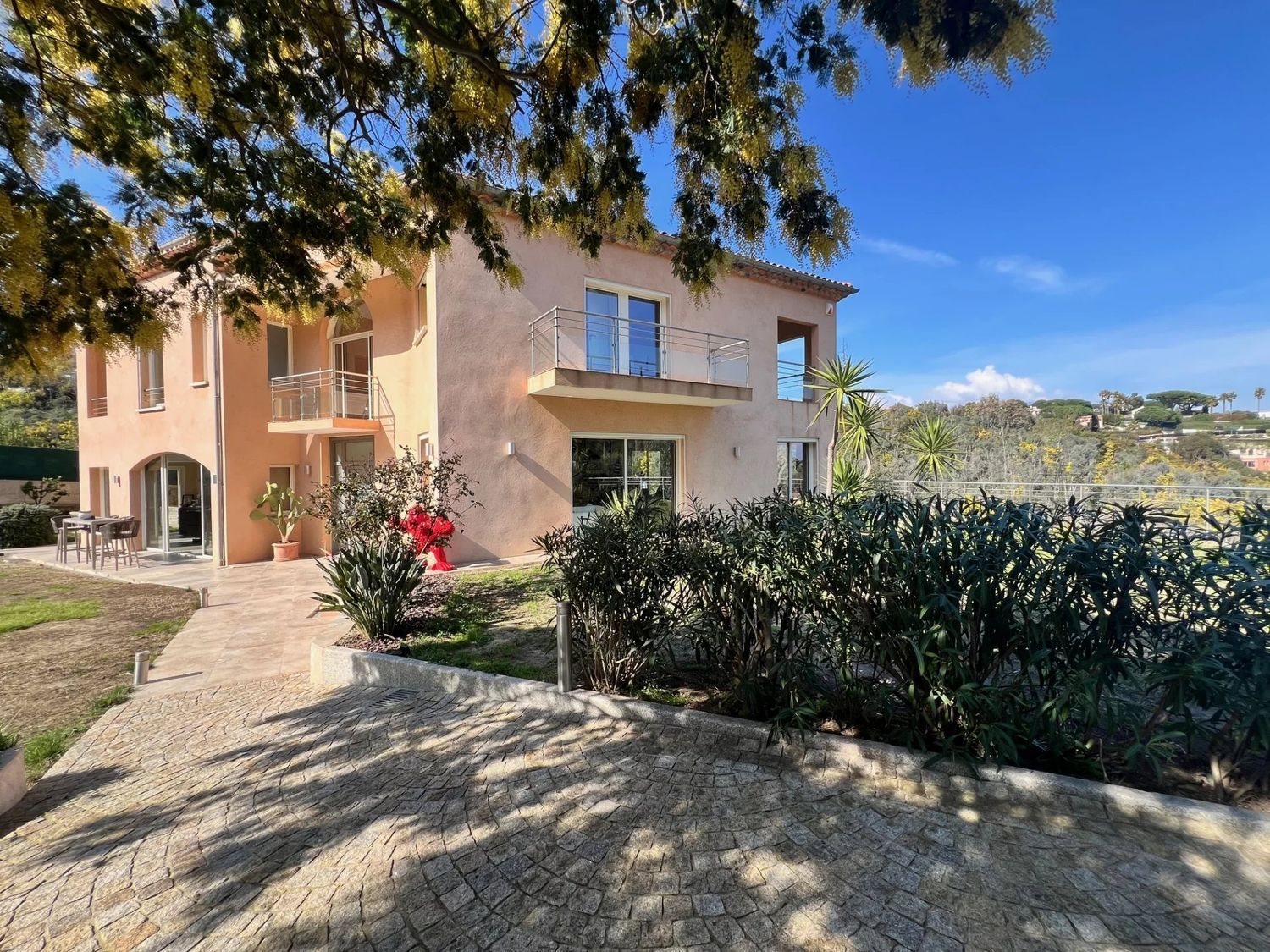 Maison à vendre, 360m², Vallauris