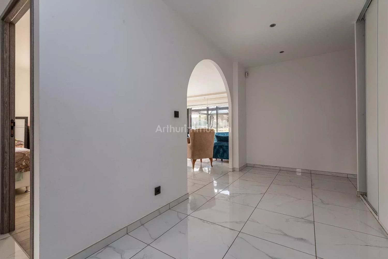 Maison à vendre, 127m², Vézeronce-Curtin