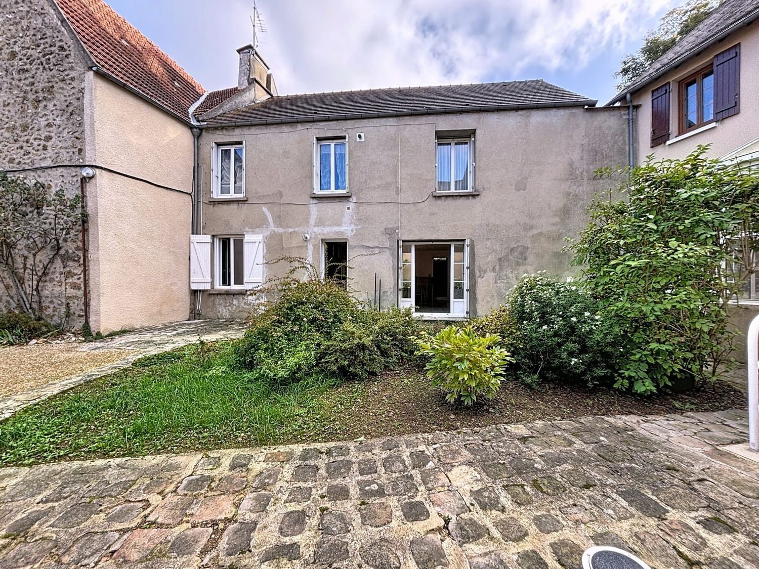 Maison à vendre, 142m², Châteaufort