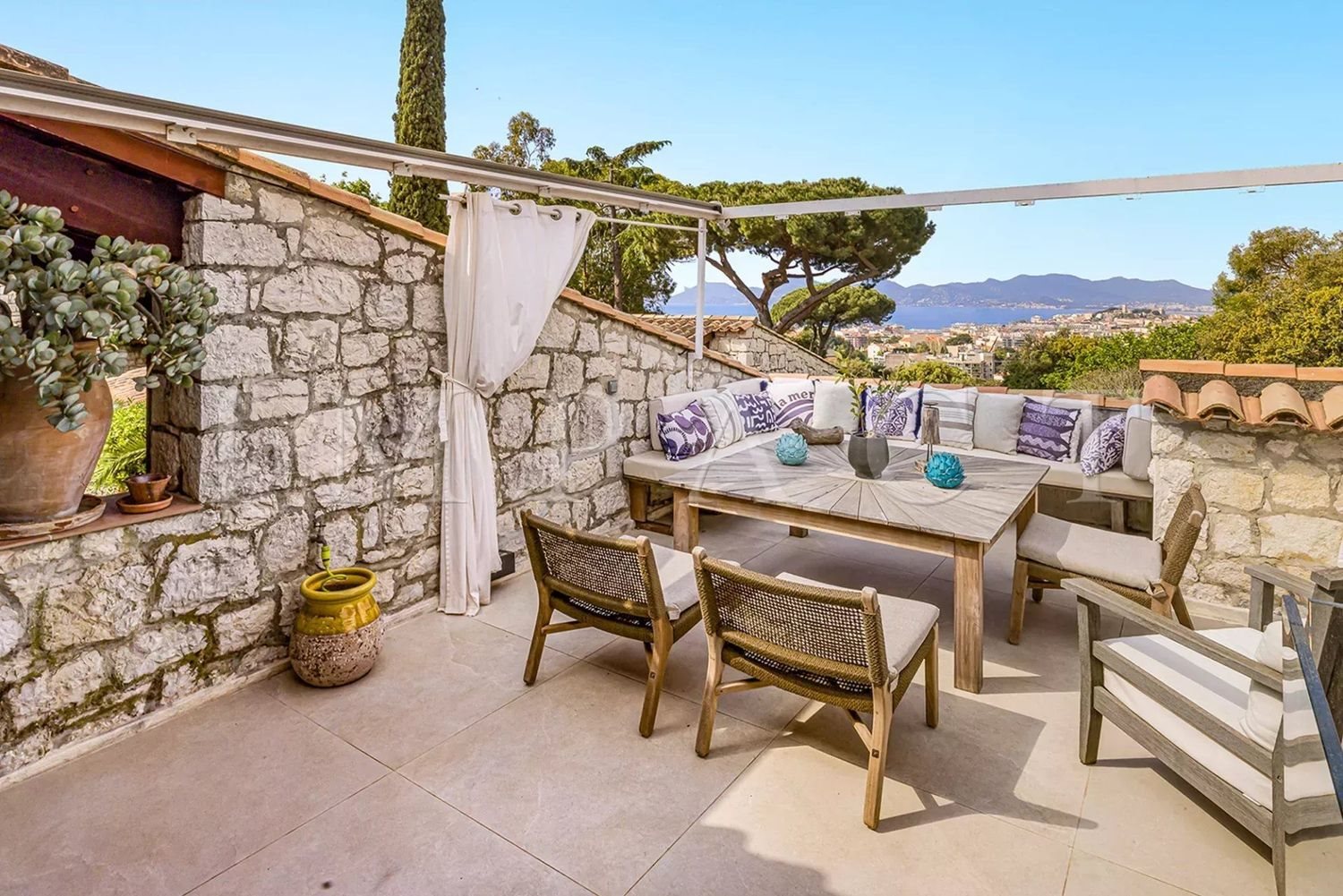 Maison à louer, 150m², Cannes