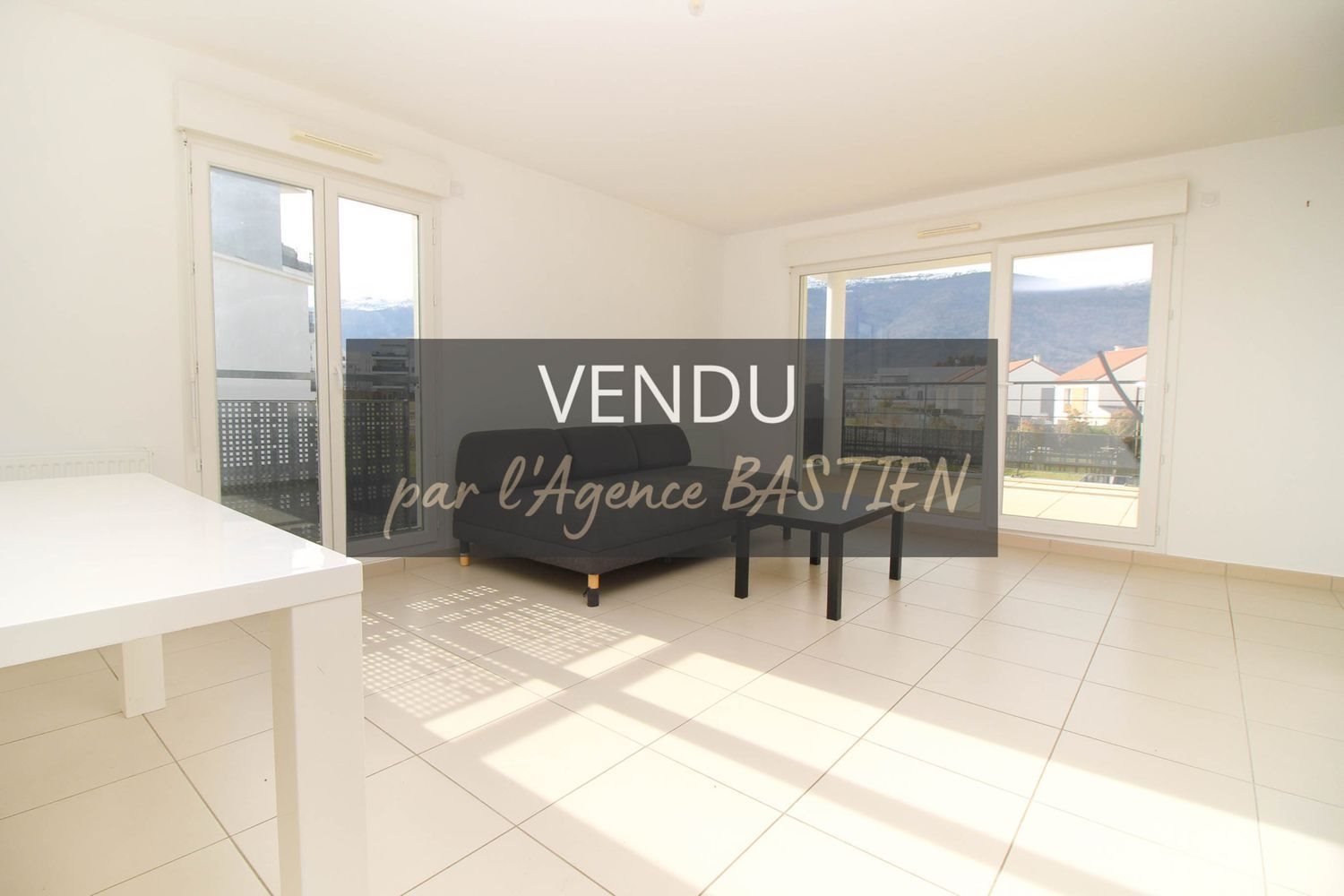 Appartement à vendre, 72m², Saint-Genis-Pouilly