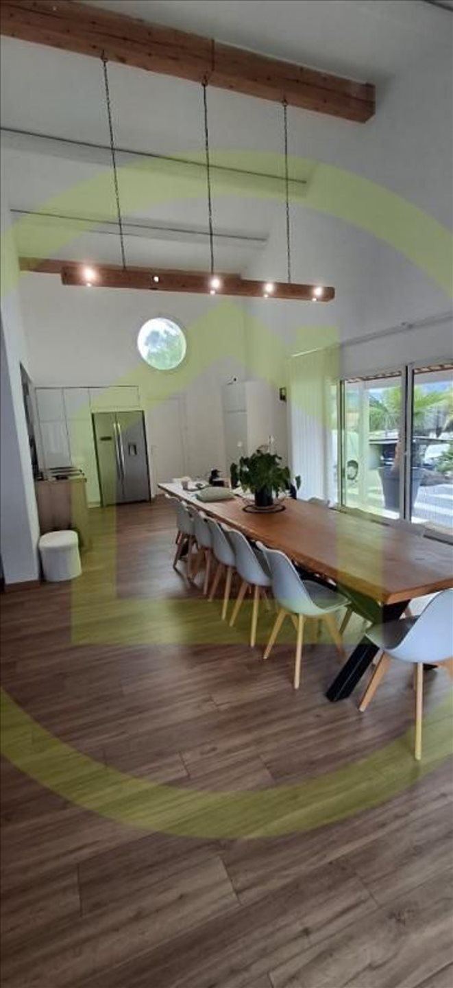 Maison à vendre, 180m², Roquebrune-sur-Argens
