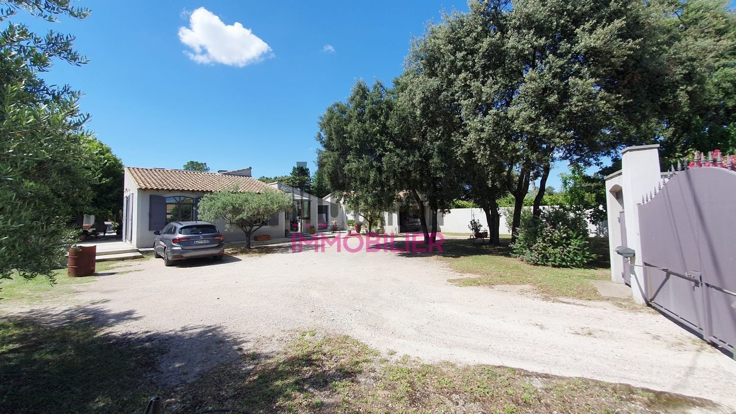 Maison à vendre, 176m², Sorgues