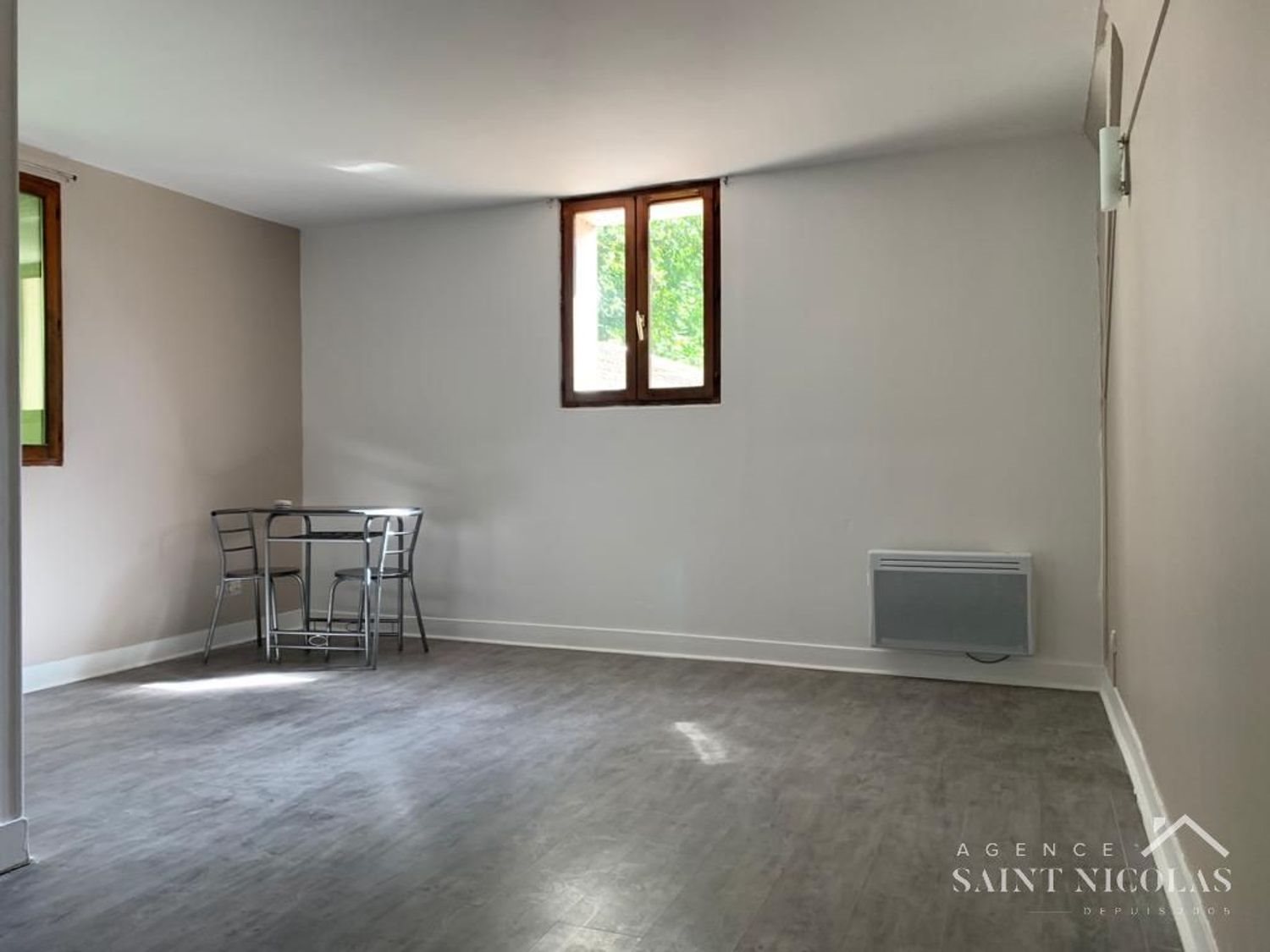 Appartement à vendre, 21m², Gaillon-sur-Montcient