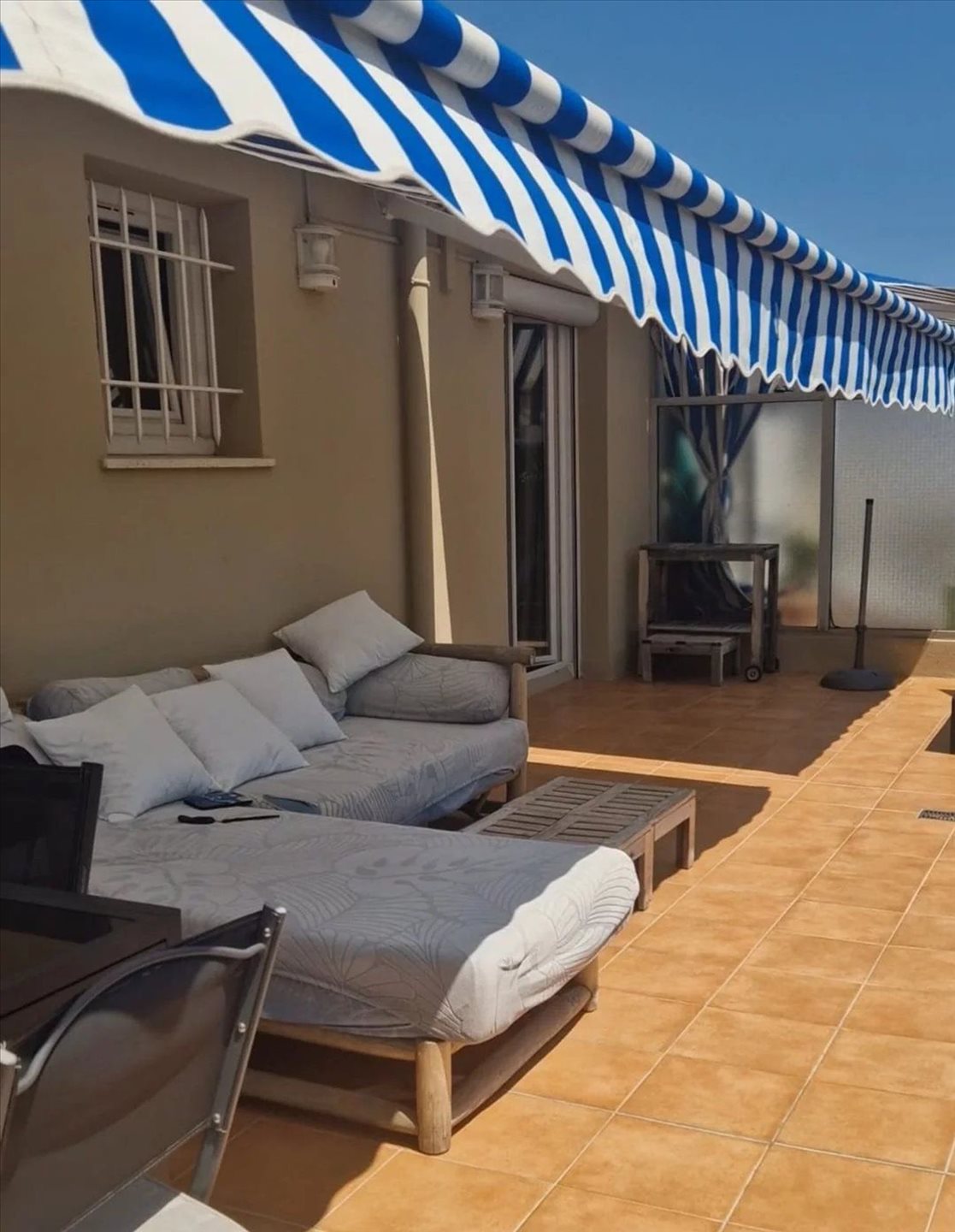 Appartement à louer, 70m², Antibes