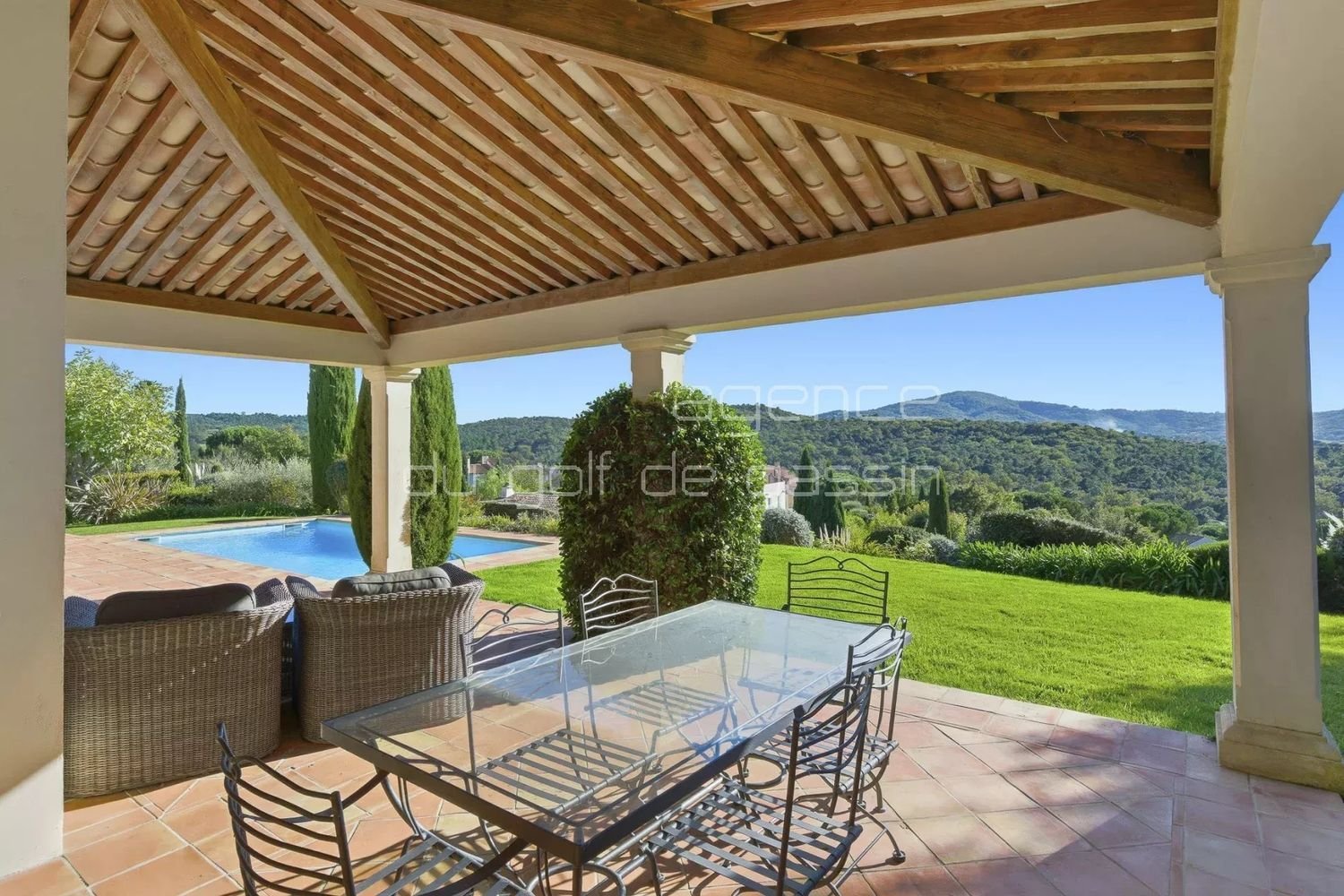 Maison à vendre, 153m², Gassin
