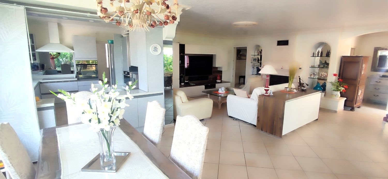 Maison à vendre, 189m², Cagnes-sur-Mer
