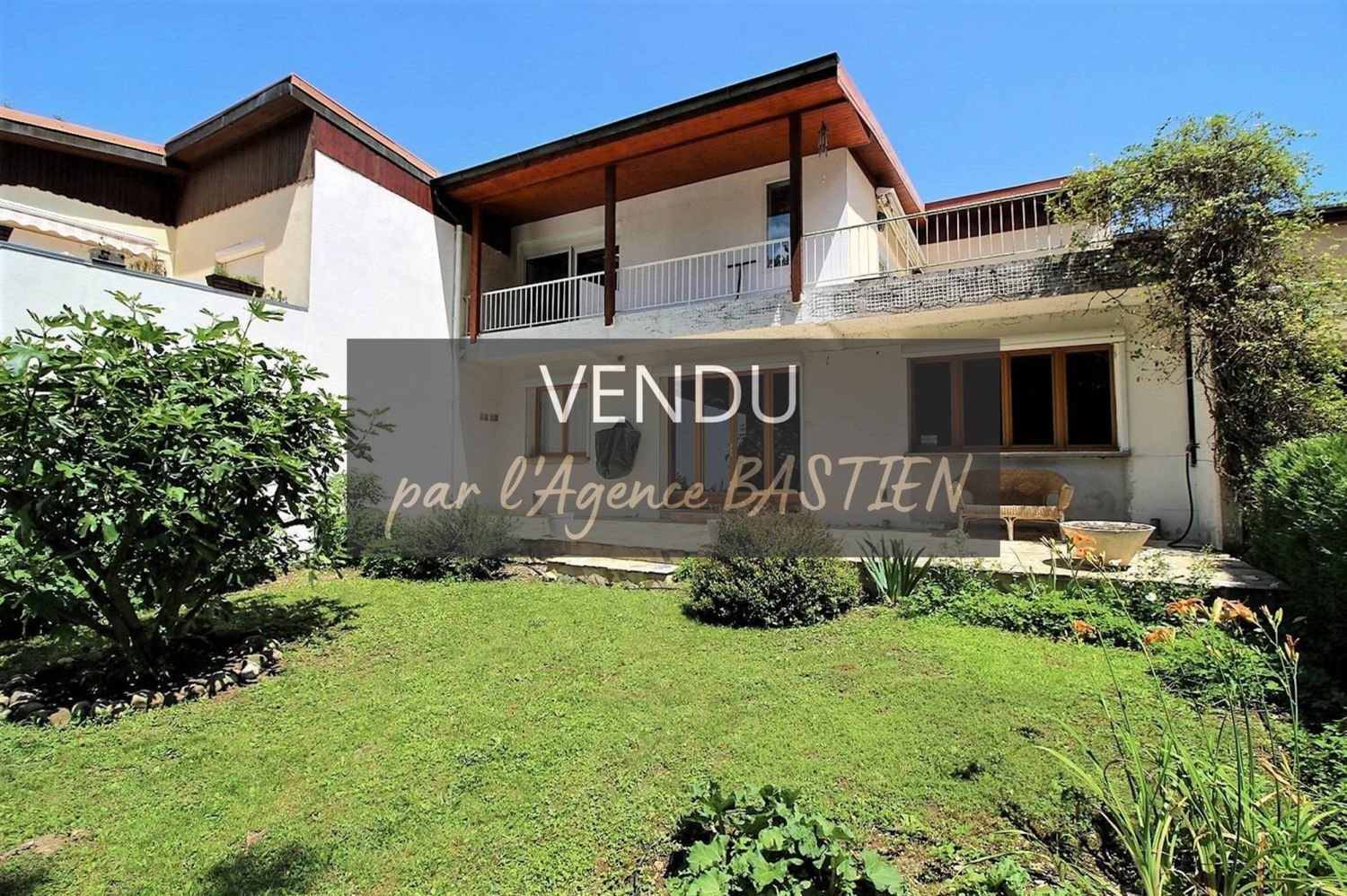 Maison à vendre, 181m², Saint-Genis-Pouilly