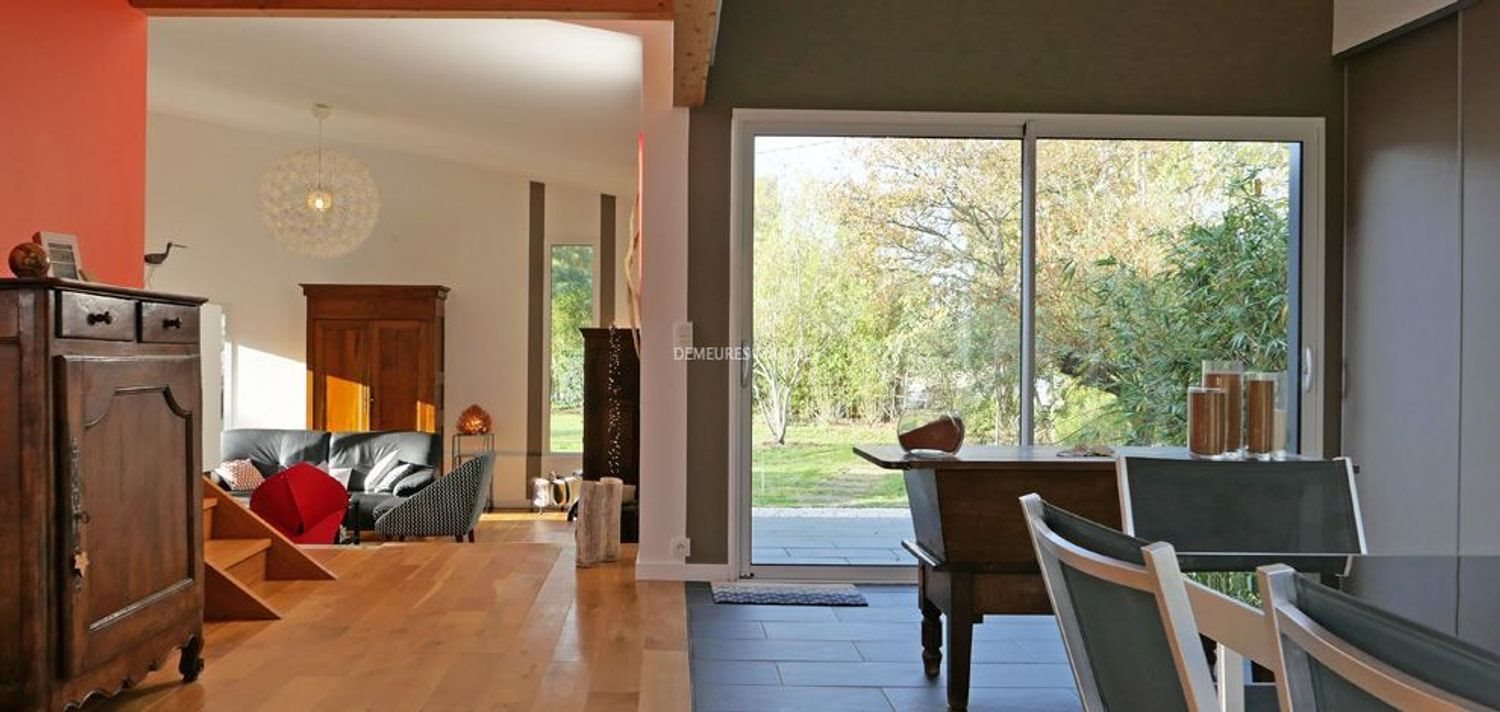 Maison à vendre, 150m², Ambon