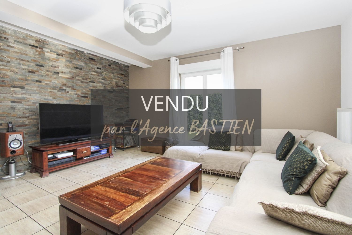 Maison à vendre, 150m², Saint-Genis-Pouilly