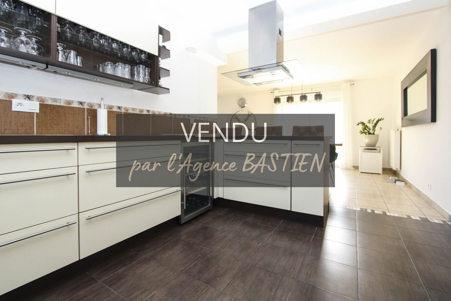 Maison à vendre, 150m², Saint-Genis-Pouilly