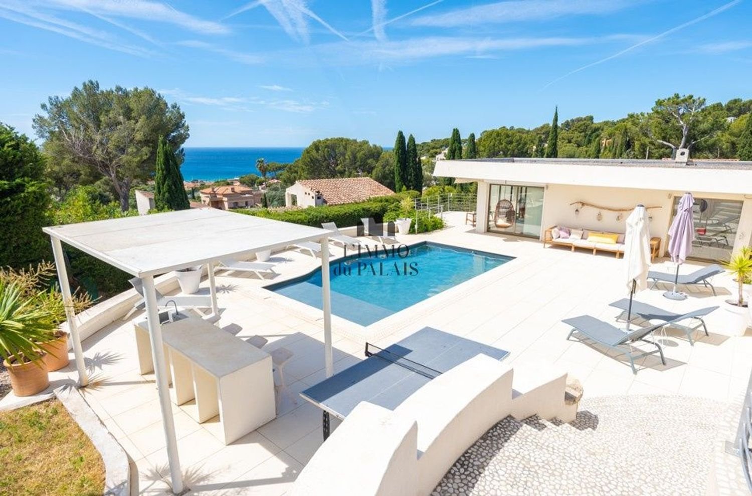 Maison à louer, 328m², Cassis