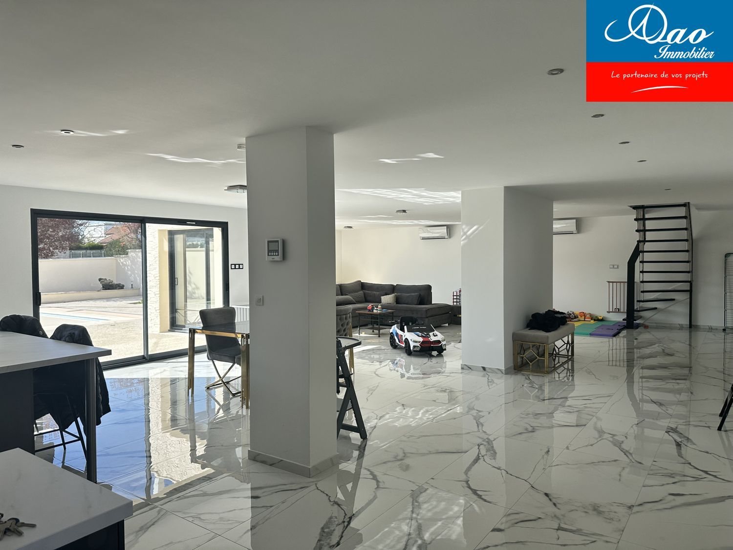 Maison à vendre, 290m², Sainte-Savine