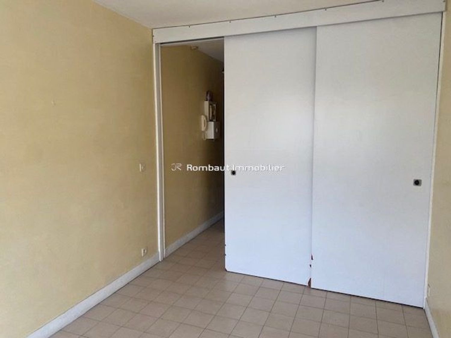 Appartement à vendre, 14m², La Celle-Saint-Cloud