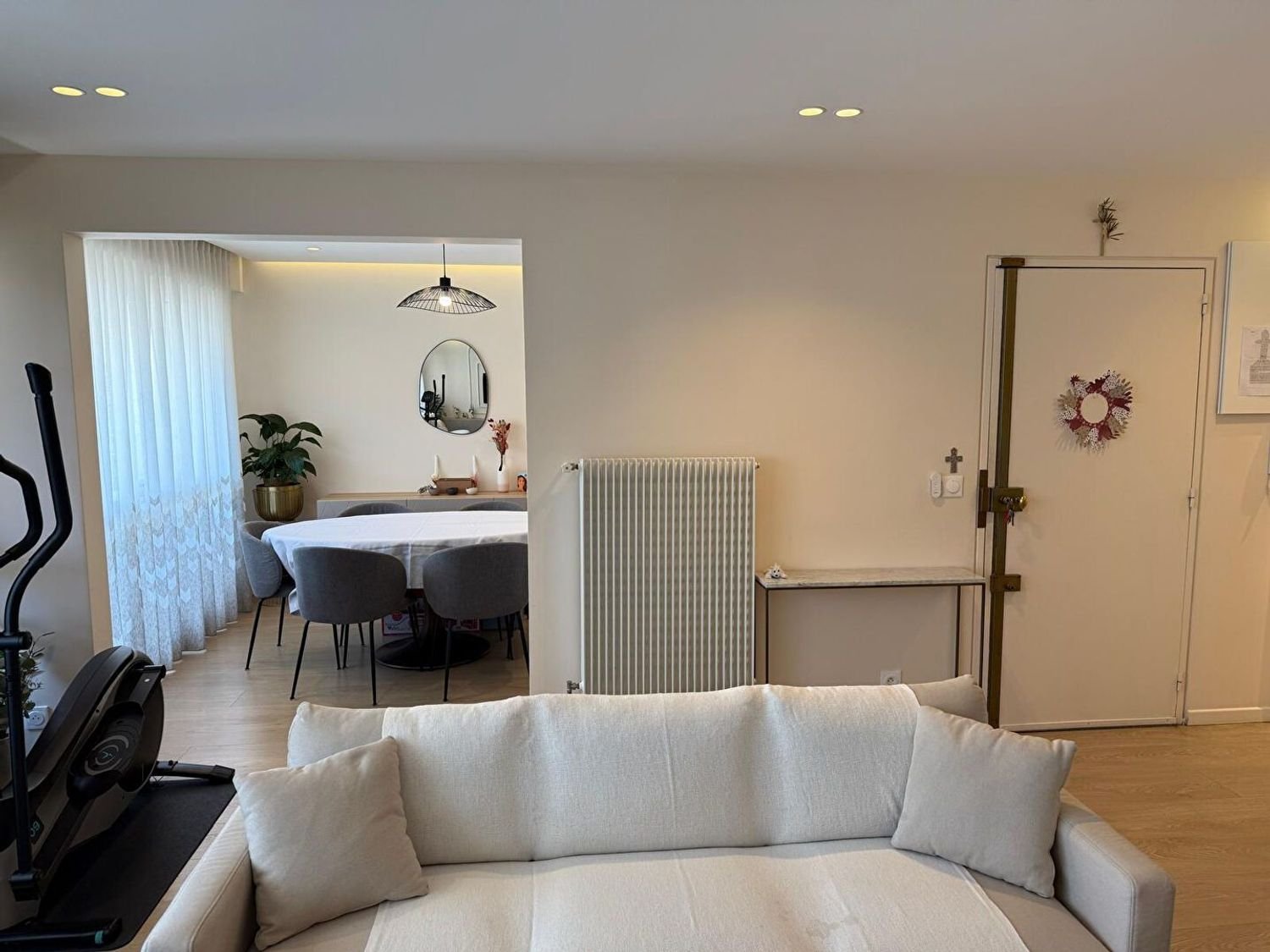 Appartement à louer, 72m², Issy-les-Moulineaux