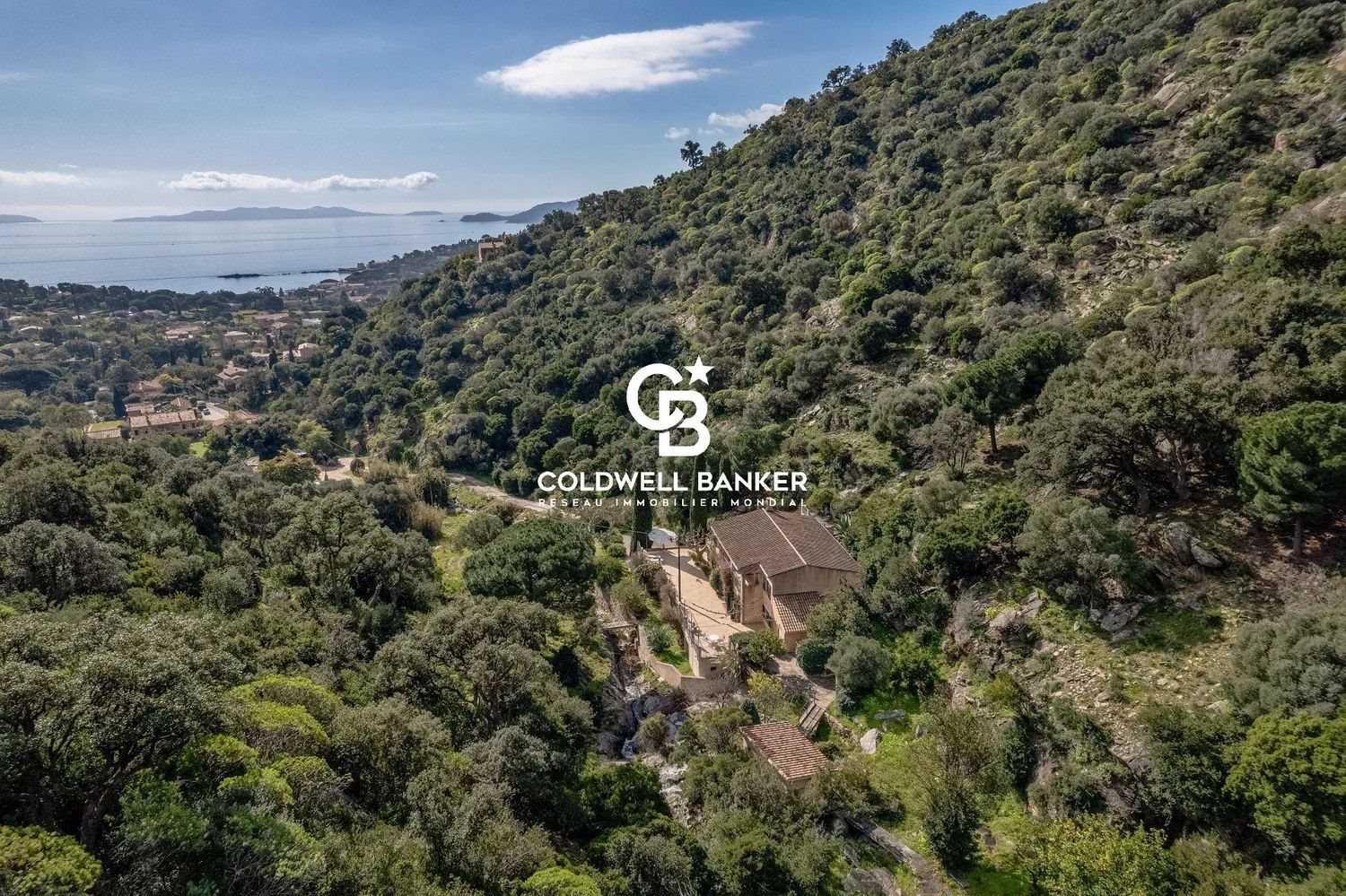 Maison à vendre, 246m², Le Lavandou