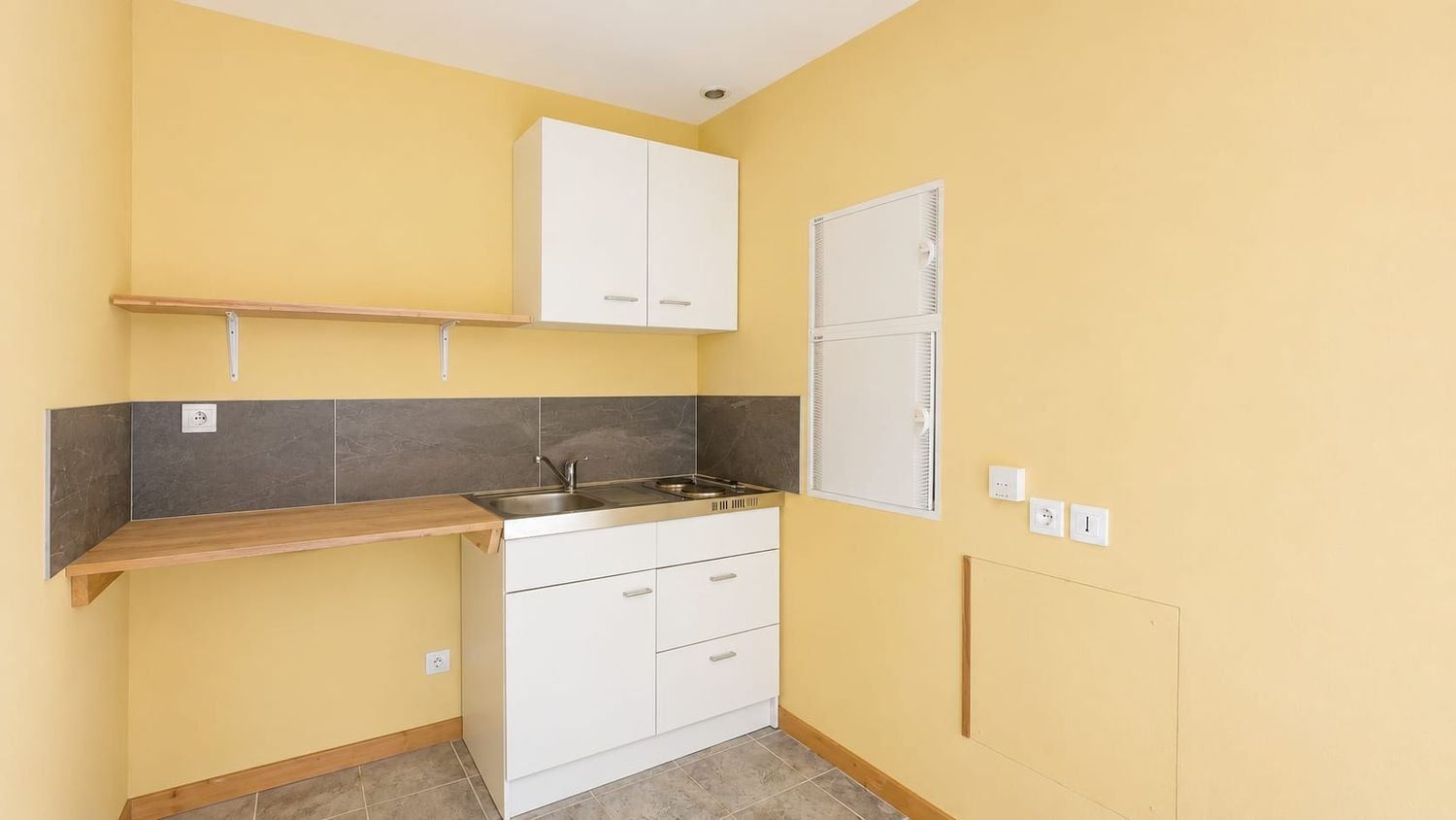Maison à vendre, 264m², La Cluse-et-Mijoux