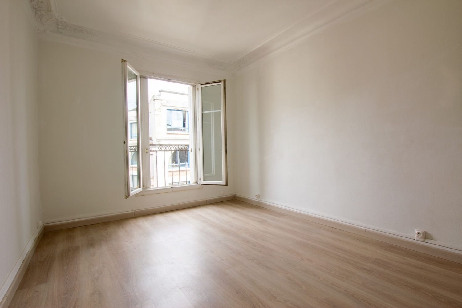 Appartement à louer, 27m², Paris 18ème
