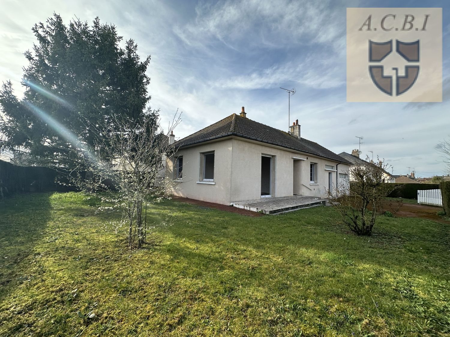 Maison à vendre, 71m², Oucques