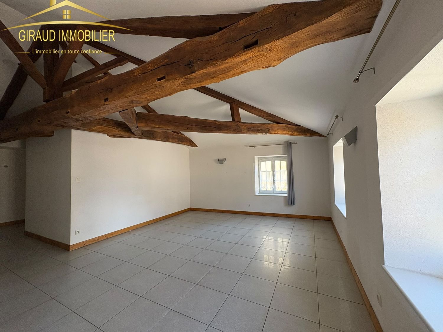 Appartement à louer, 82m², Chandon