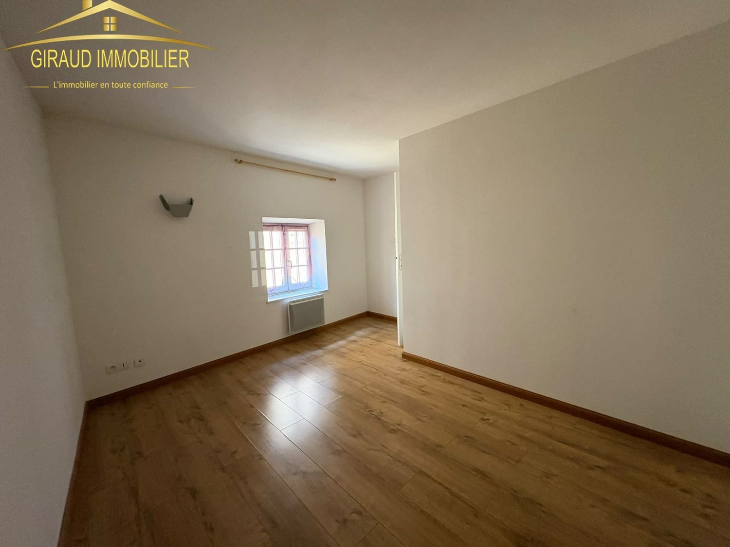 Appartement à louer, 82m², Chandon