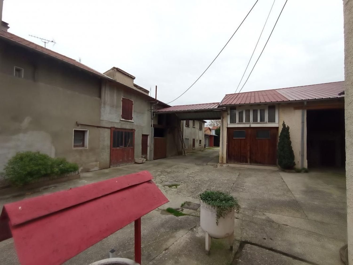 Maison à vendre, 400m², Vaulx-en-Velin