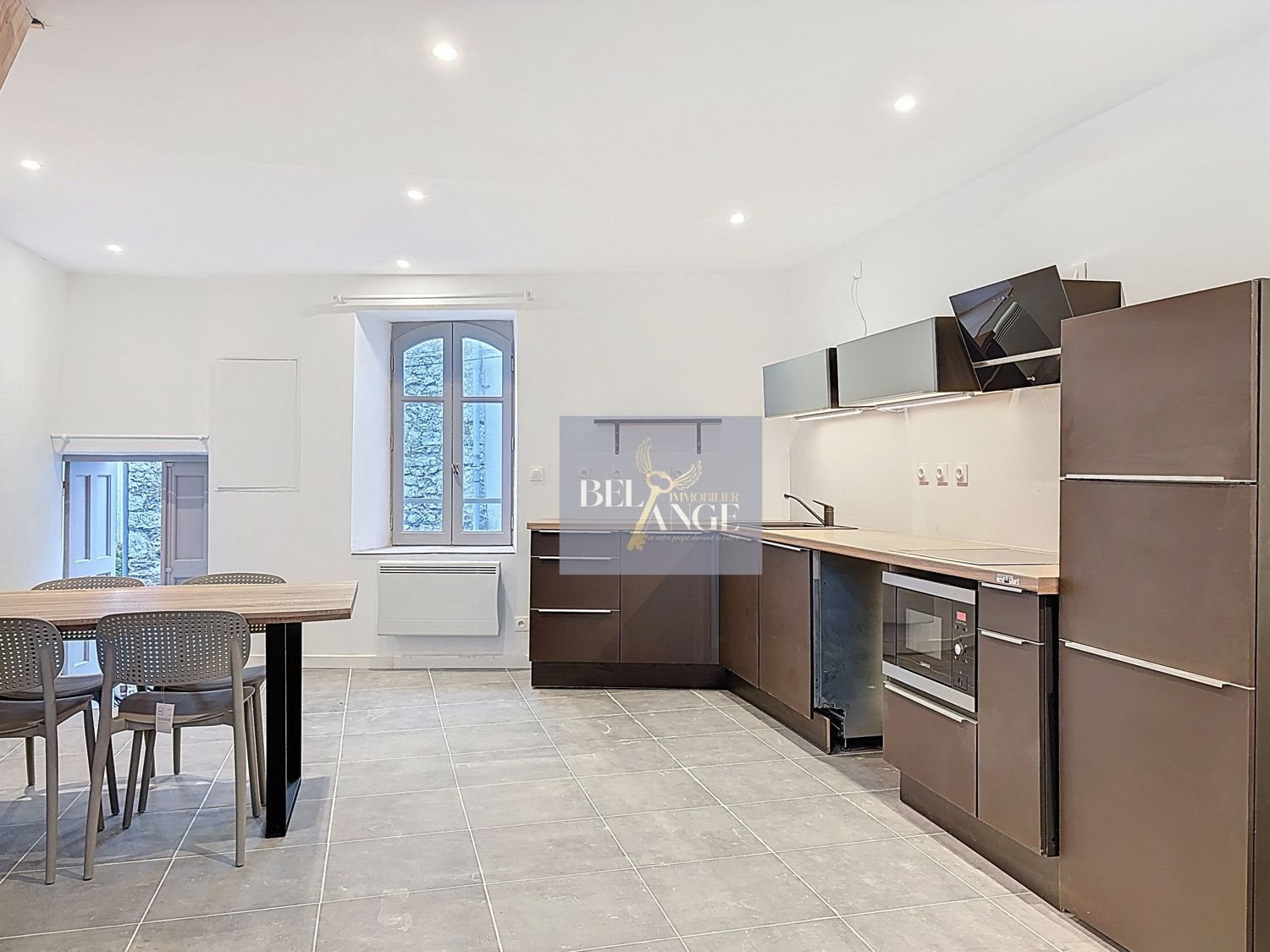 Appartement à louer, 50m², Vallon-Pont-d'Arc
