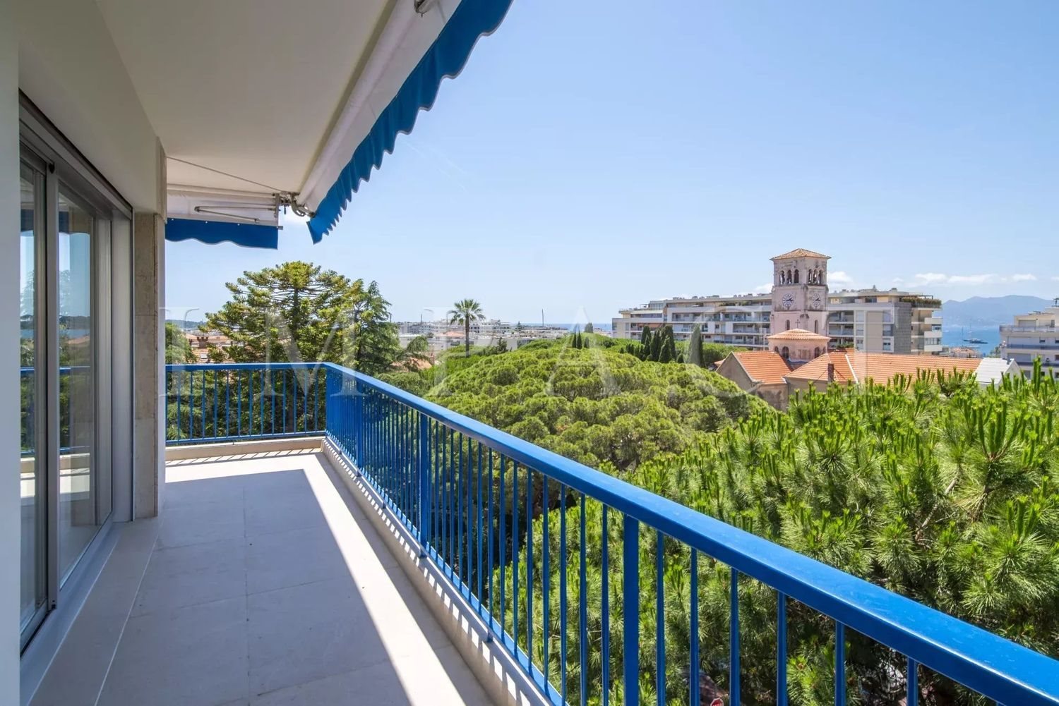 Appartement à louer, 91m², Cannes