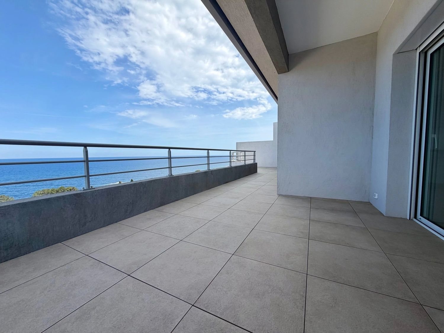 Appartement à louer, 83m², Sari-Solenzara
