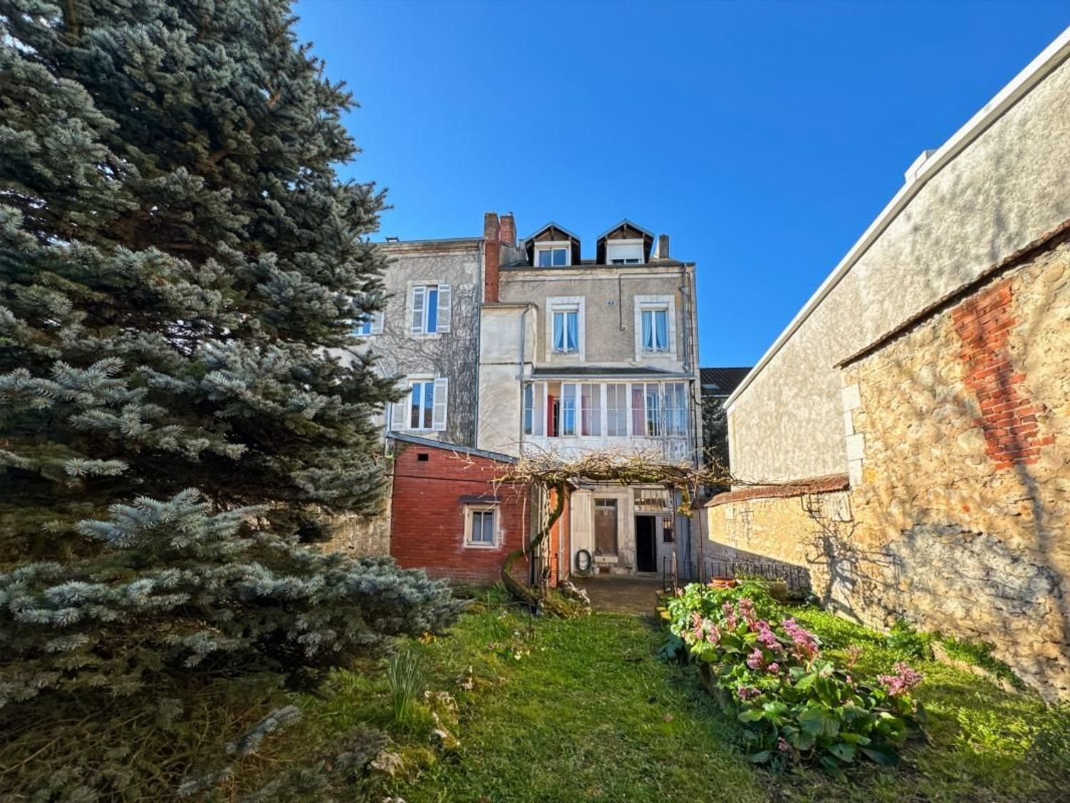 Maison à vendre, 235m², Périgueux