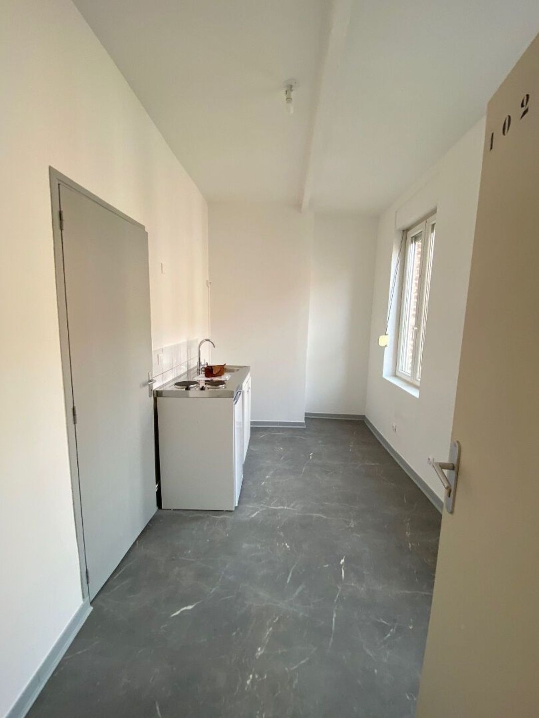 Appartement à louer, 15m², Saint-Quentin