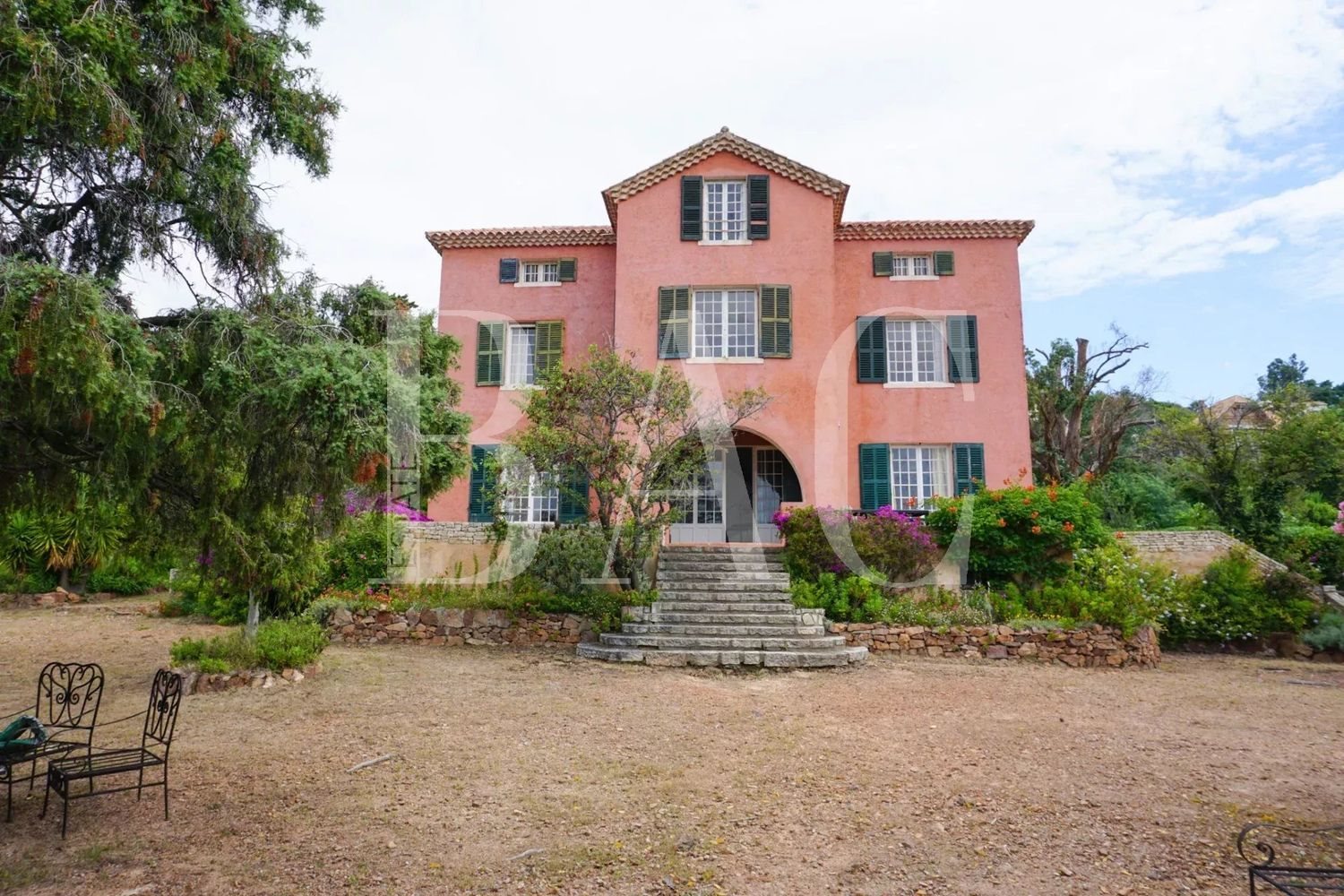 Maison à vendre, 468m², Théoule-sur-Mer