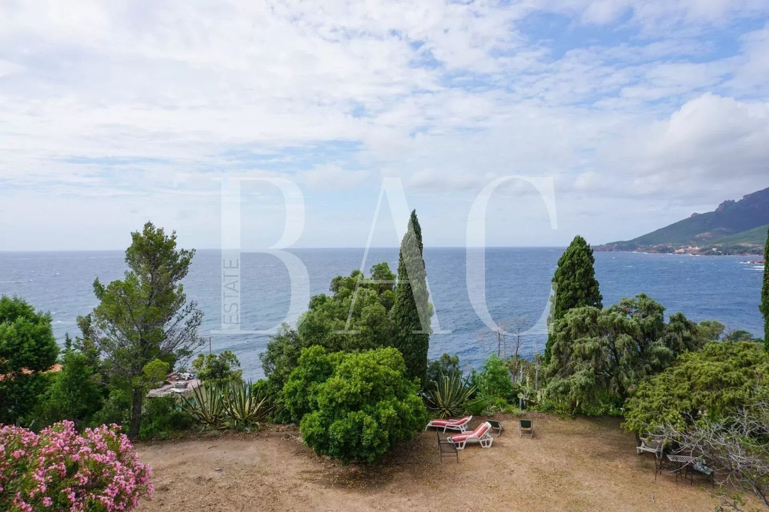 Maison à vendre, 468m², Théoule-sur-Mer