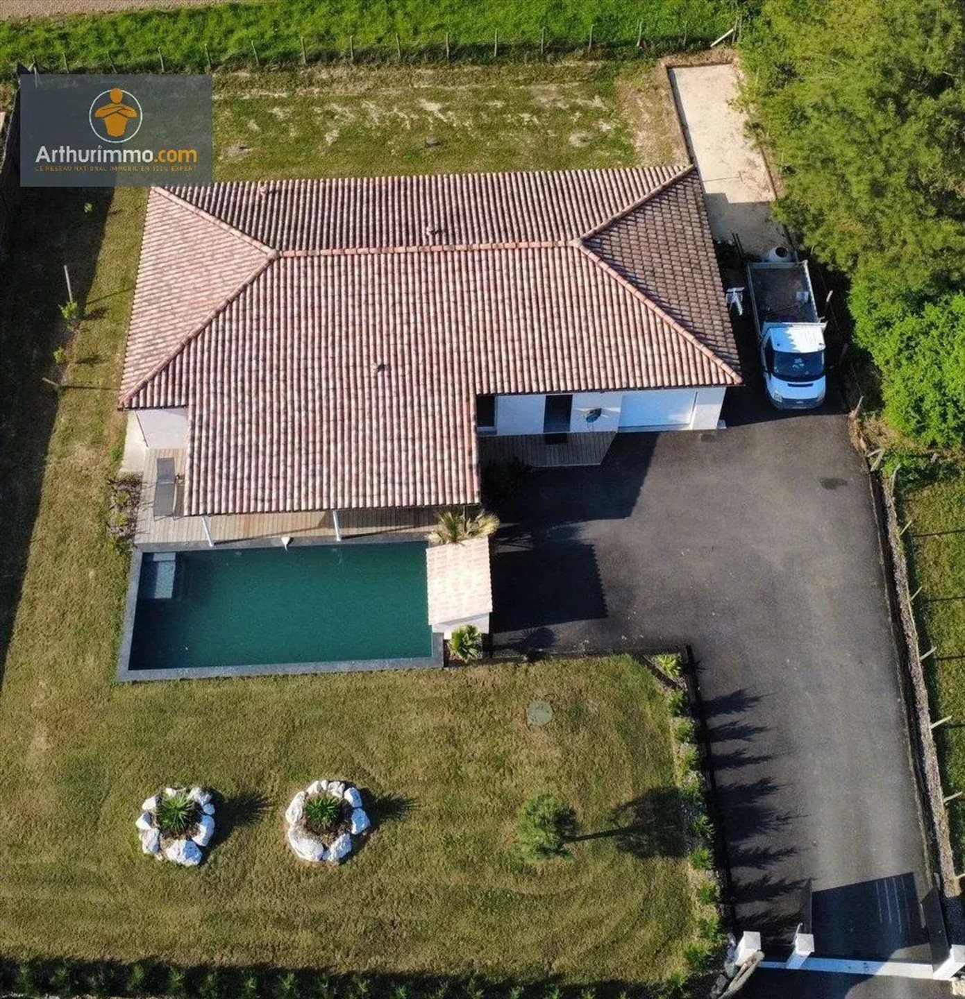Maison à vendre, 127m², Poussignac