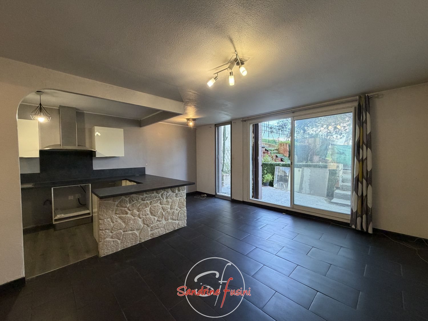 Appartement à vendre, 66m², Carros