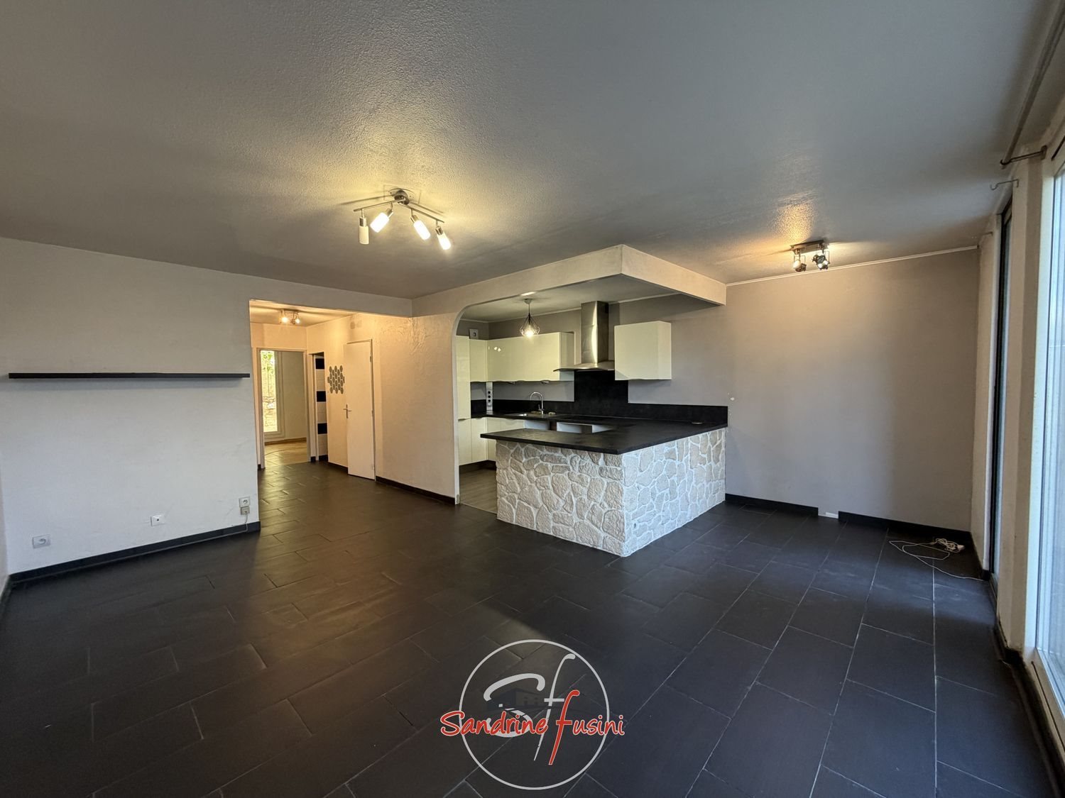 Appartement à vendre, 66m², Carros