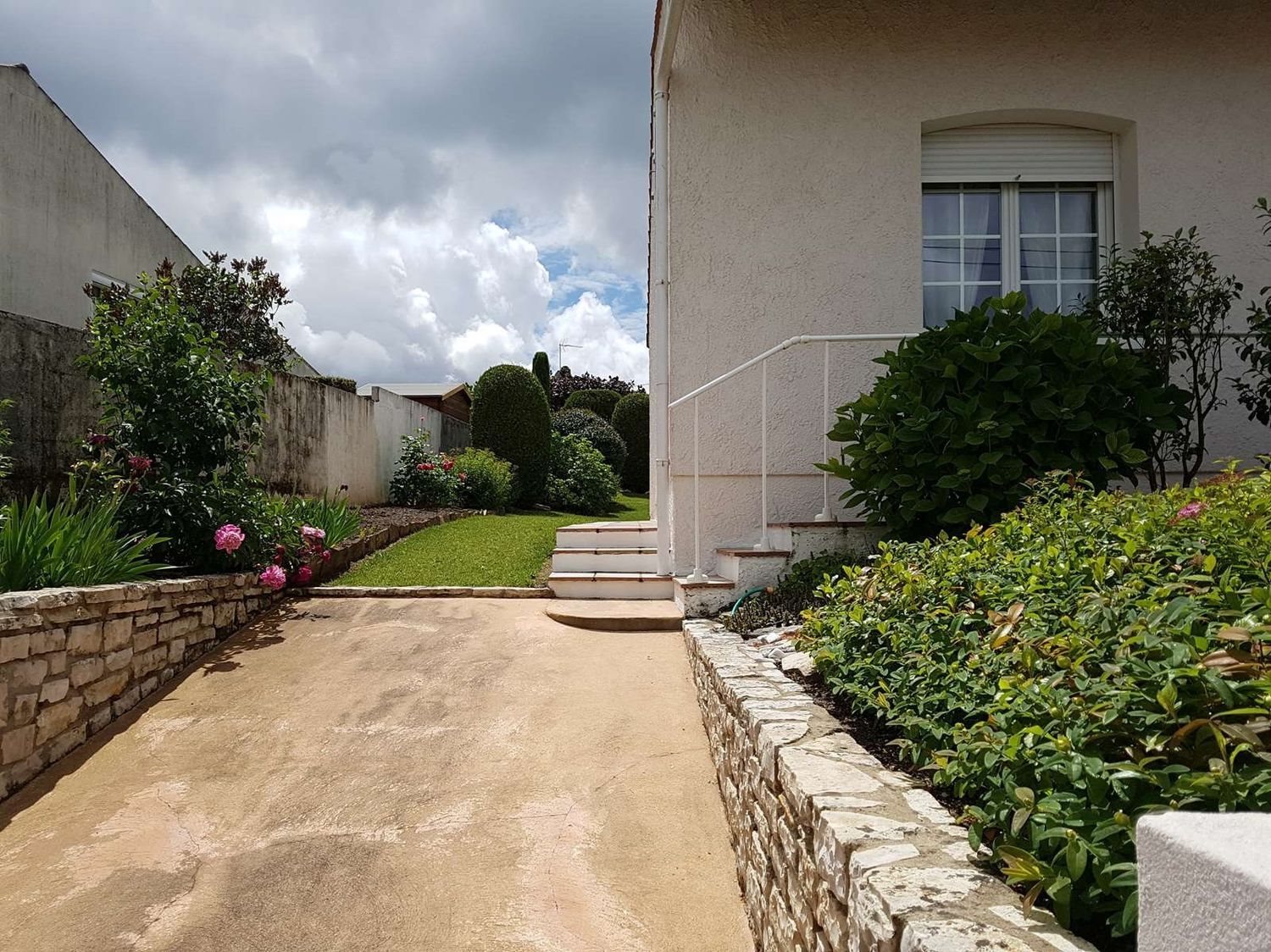 Maison à louer, 94m², Saintes