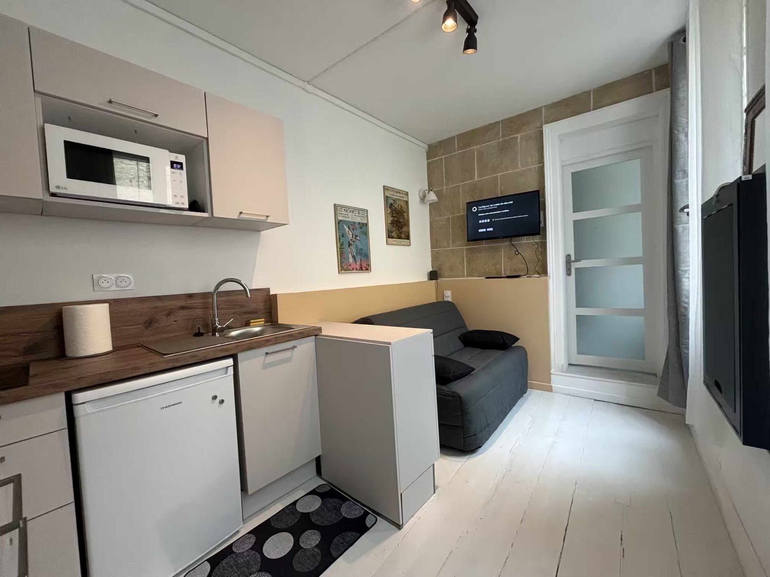 Appartement à louer, 14m², Rochefort