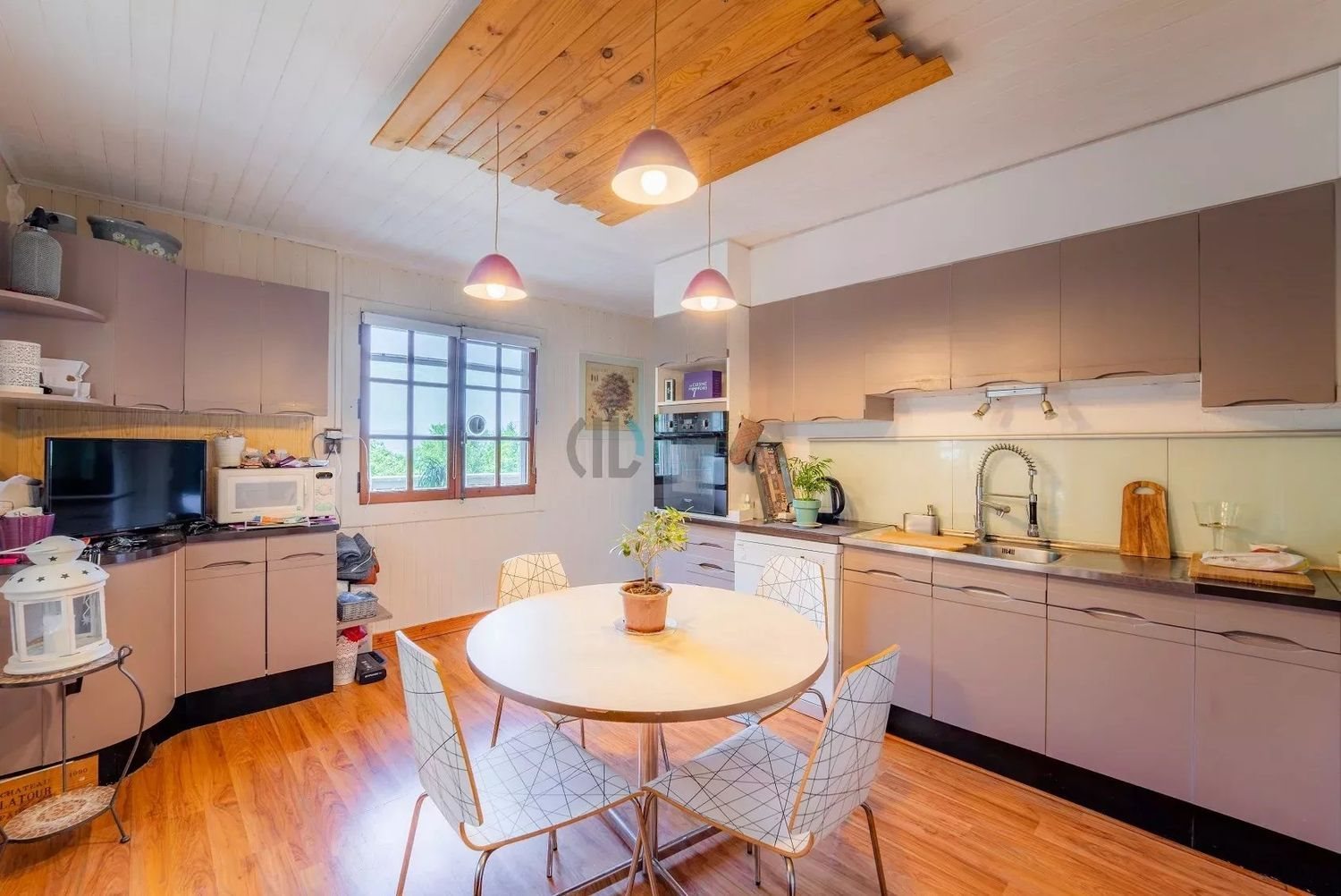 Maison à vendre, 91m², Cranves-Sales