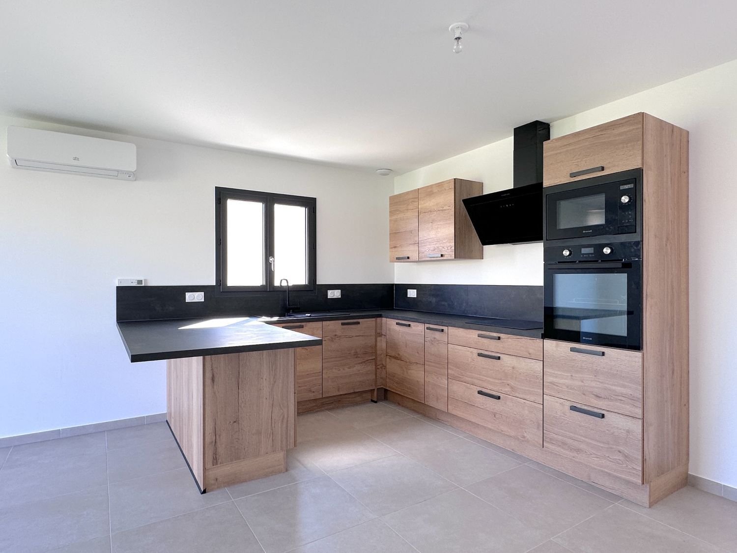 Maison à vendre, 73m², Neuville-de-Poitou