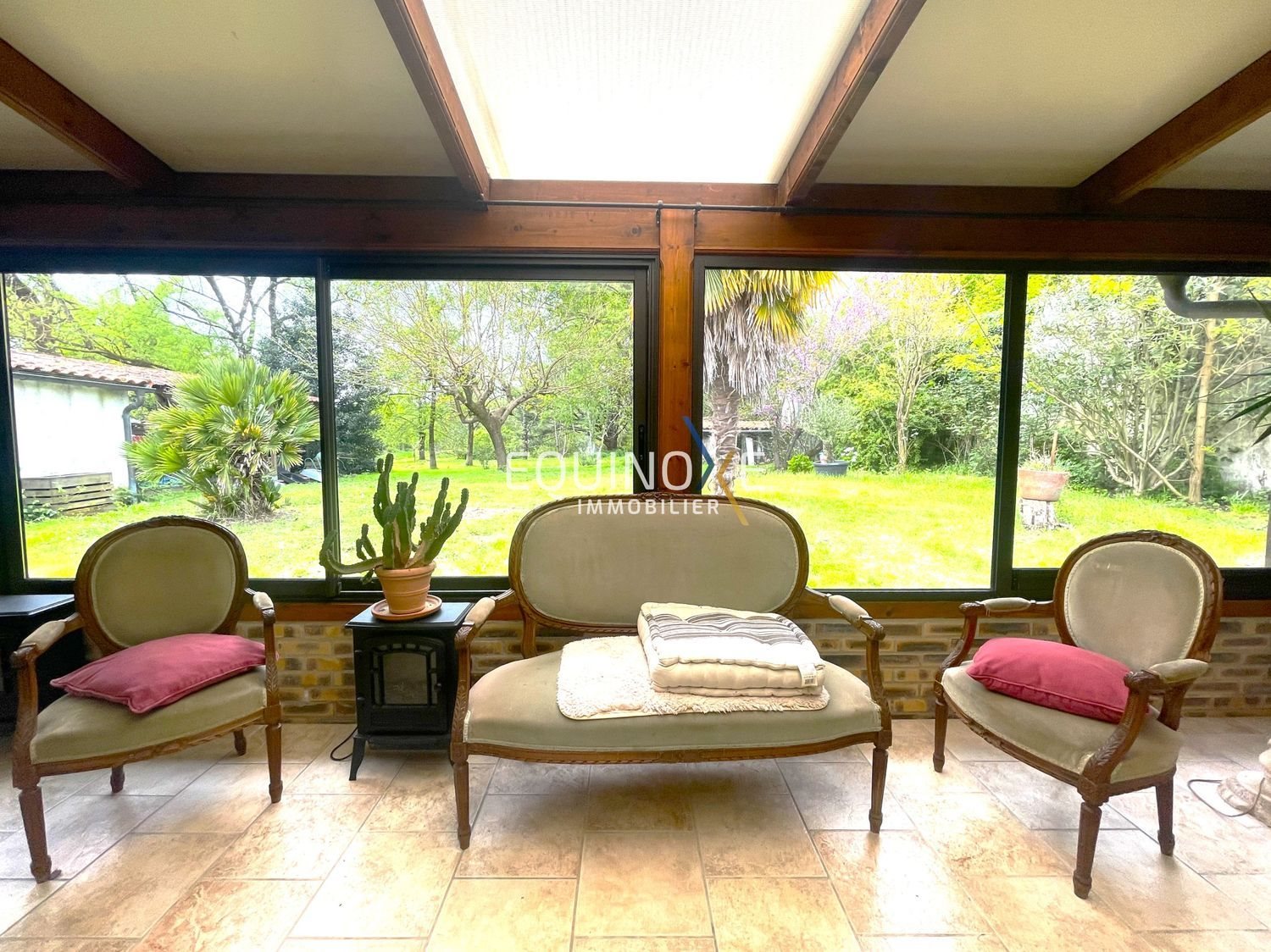 Maison à vendre, 190m², Saint-Léger-les-Vignes
