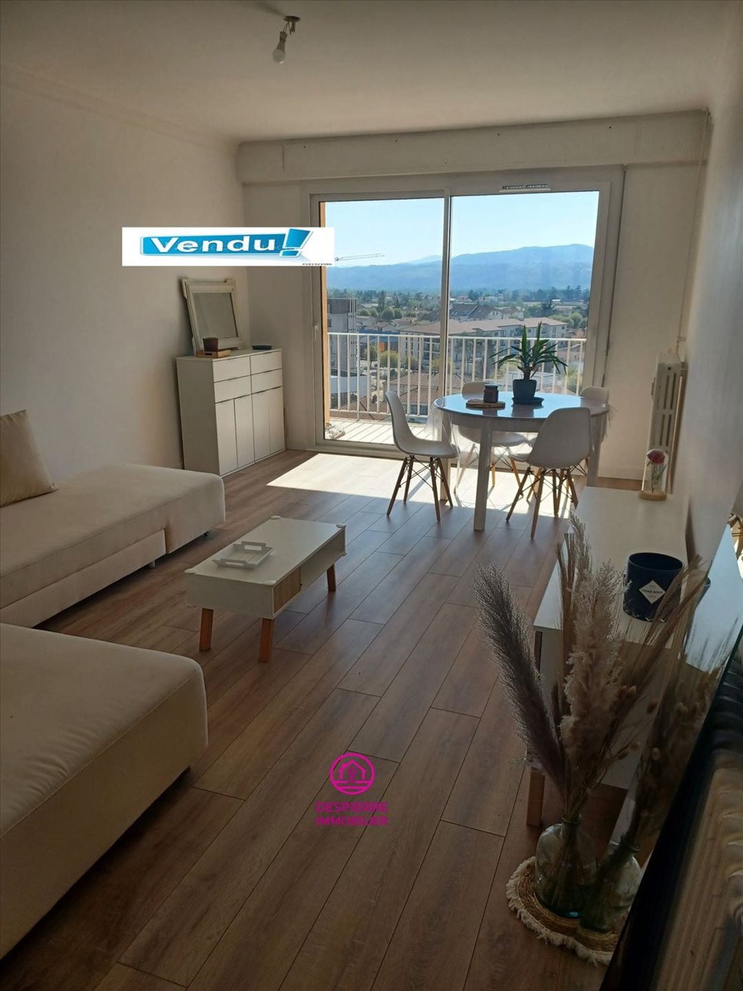 Appartement à vendre, 78m², Roussillon