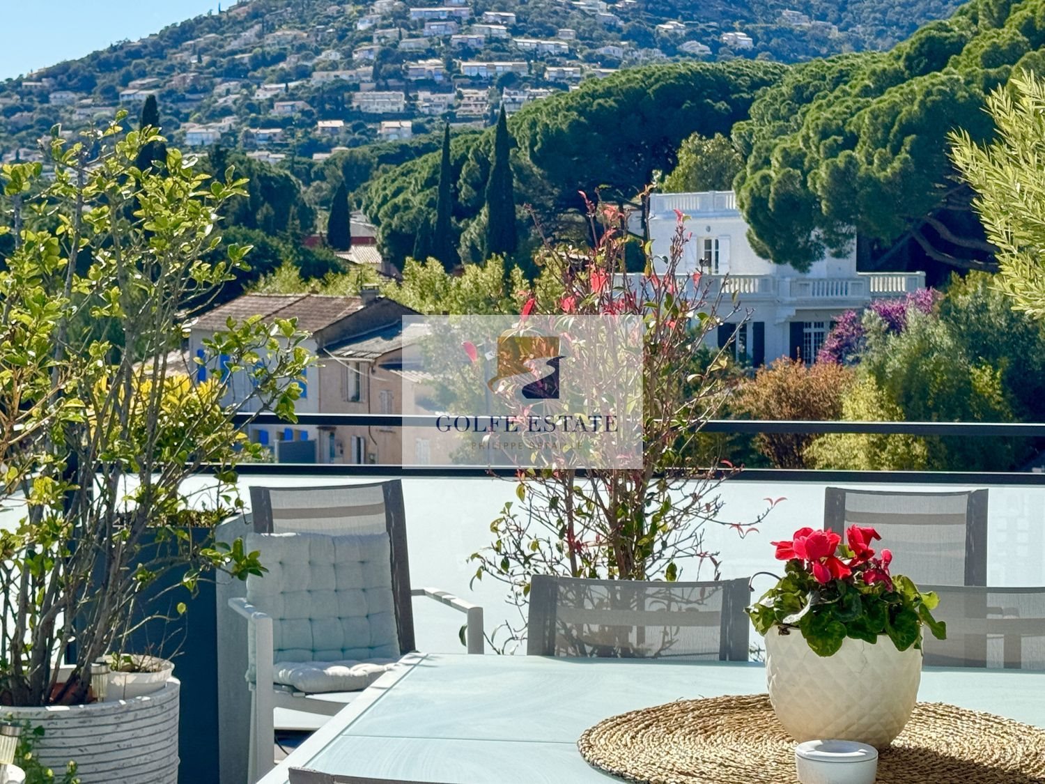 Appartement à vendre, 92m², Cavalaire-sur-Mer